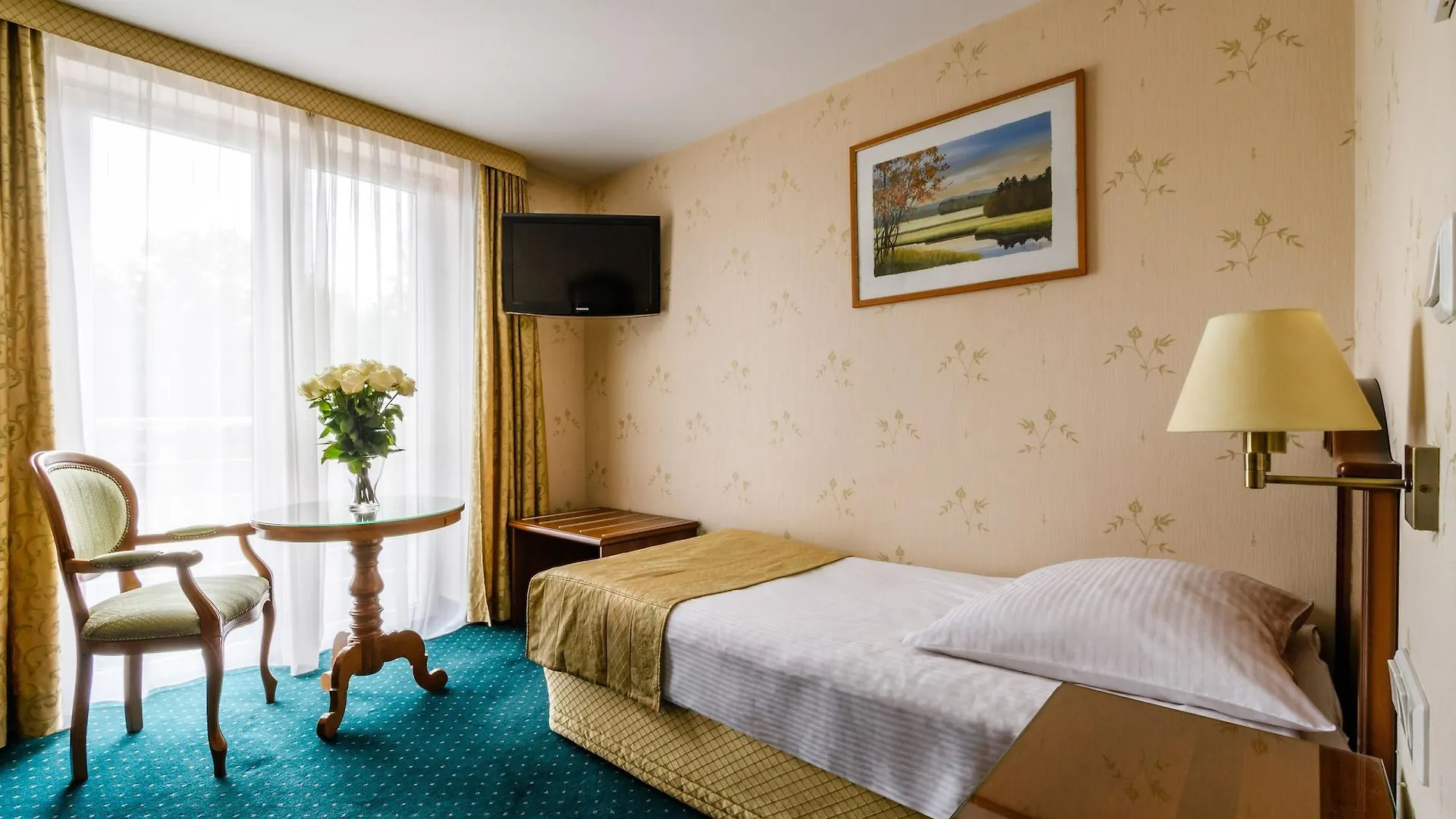 Hotel Boss Warsaw 3*,