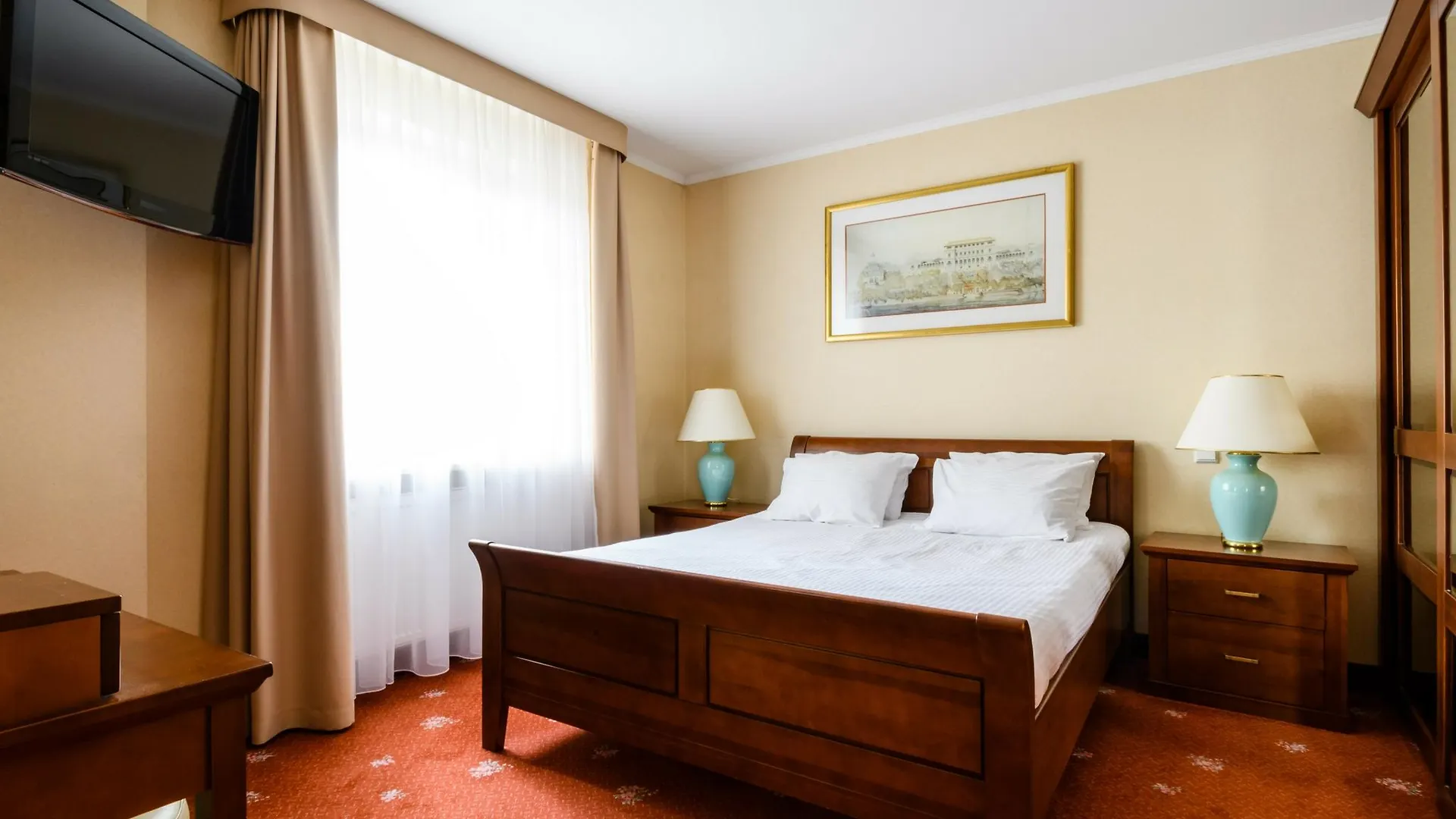 Hotel Boss Warsaw 3*,